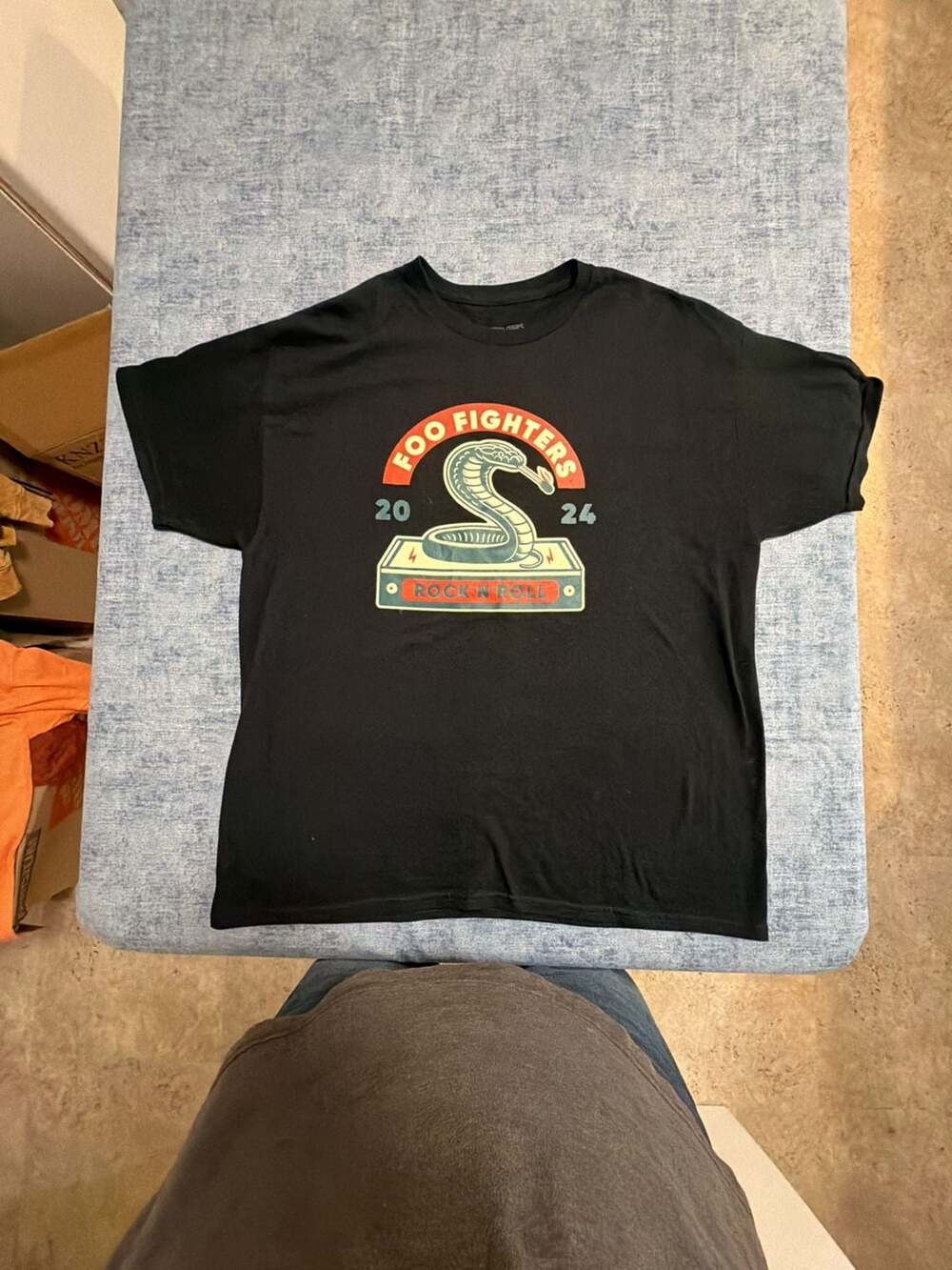 Foo Fighters Rock N Roll 2024 Tour Graphic T-Shirt XL Black